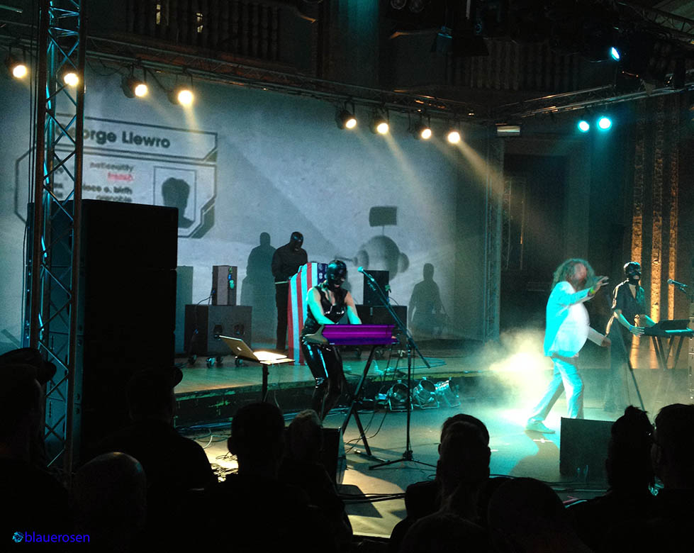 snog_live