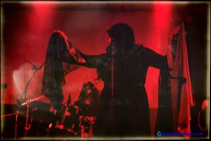 Amnesiak live photo