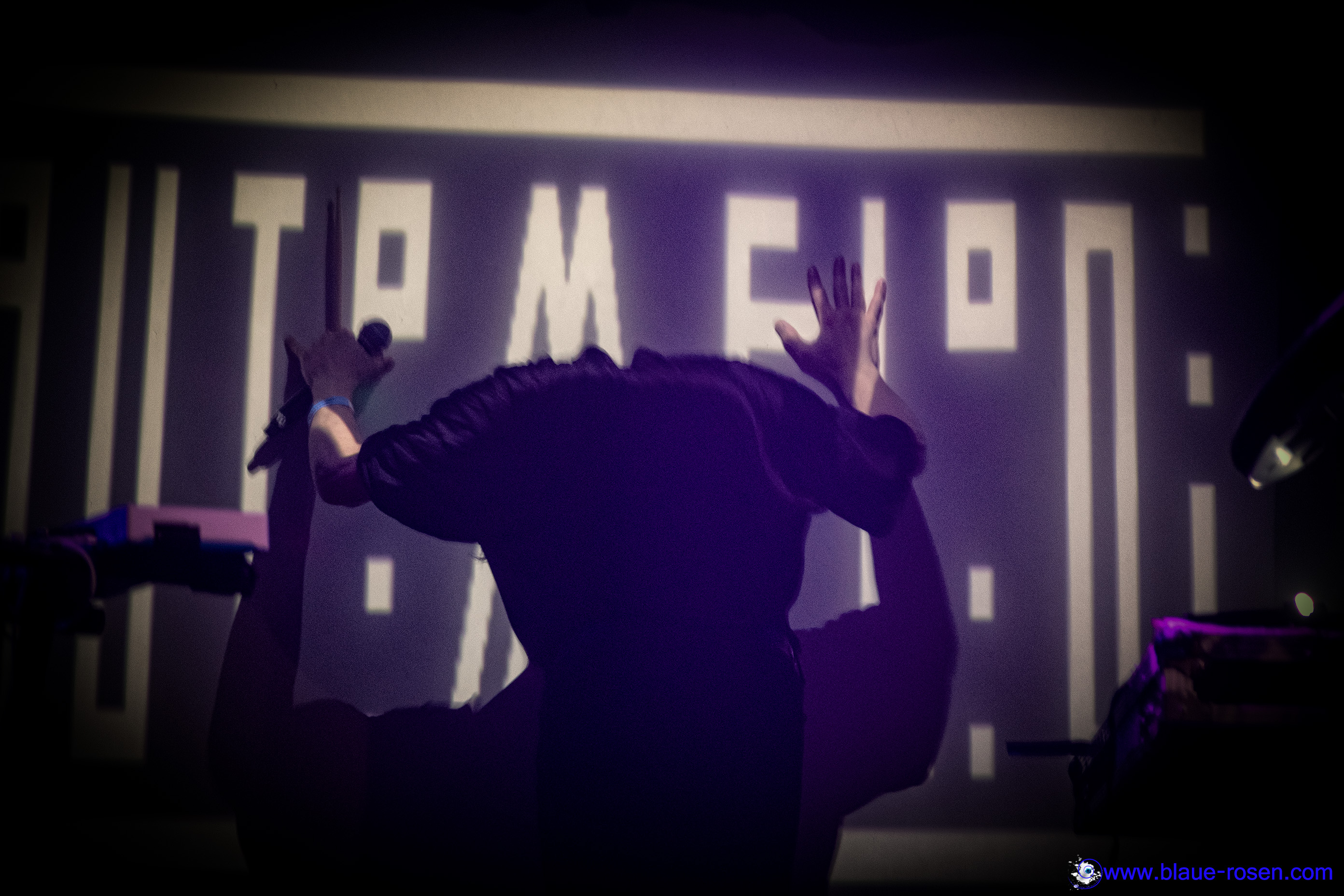 Automelodi live at Hootananny