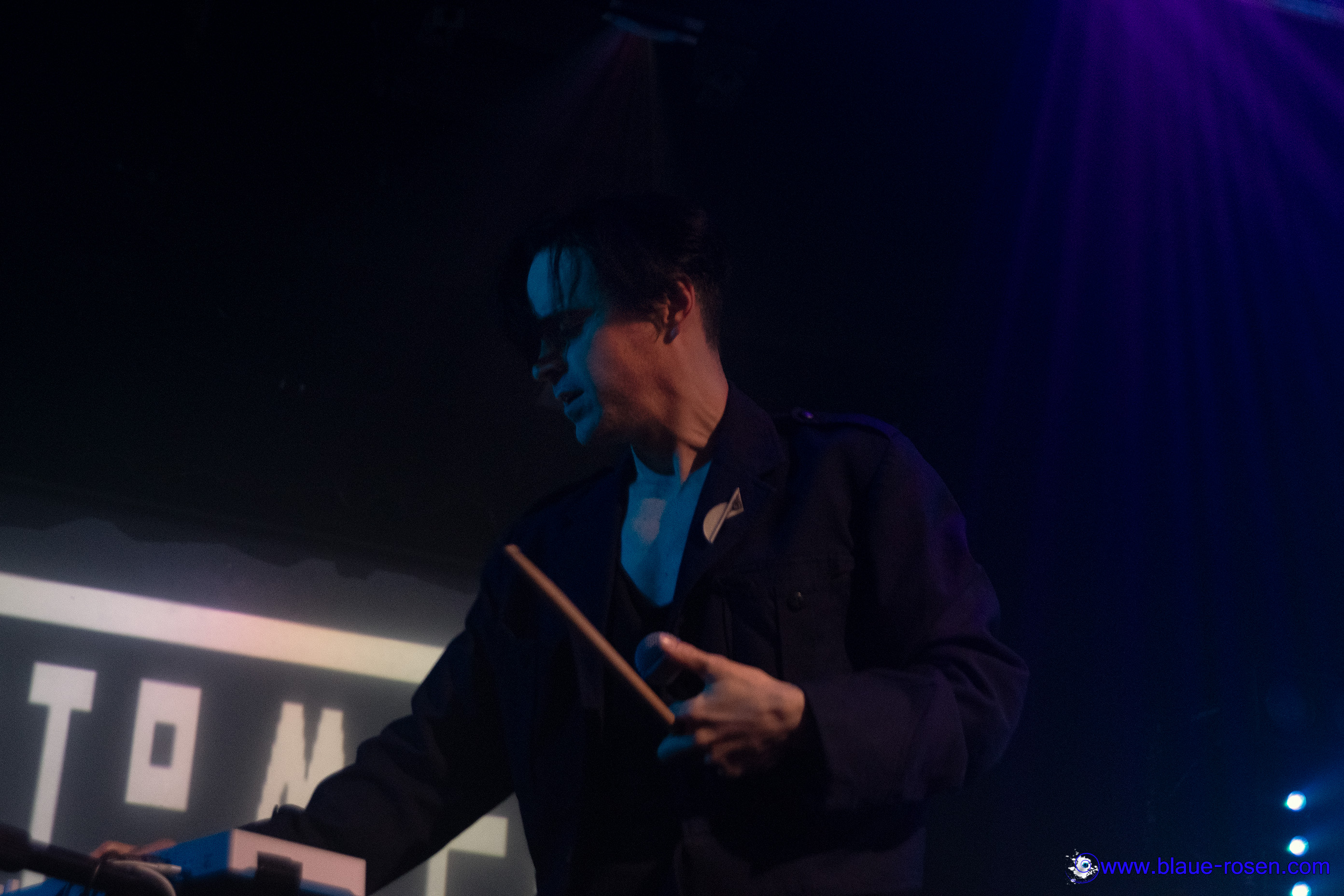 Automelodi live at Hootananny