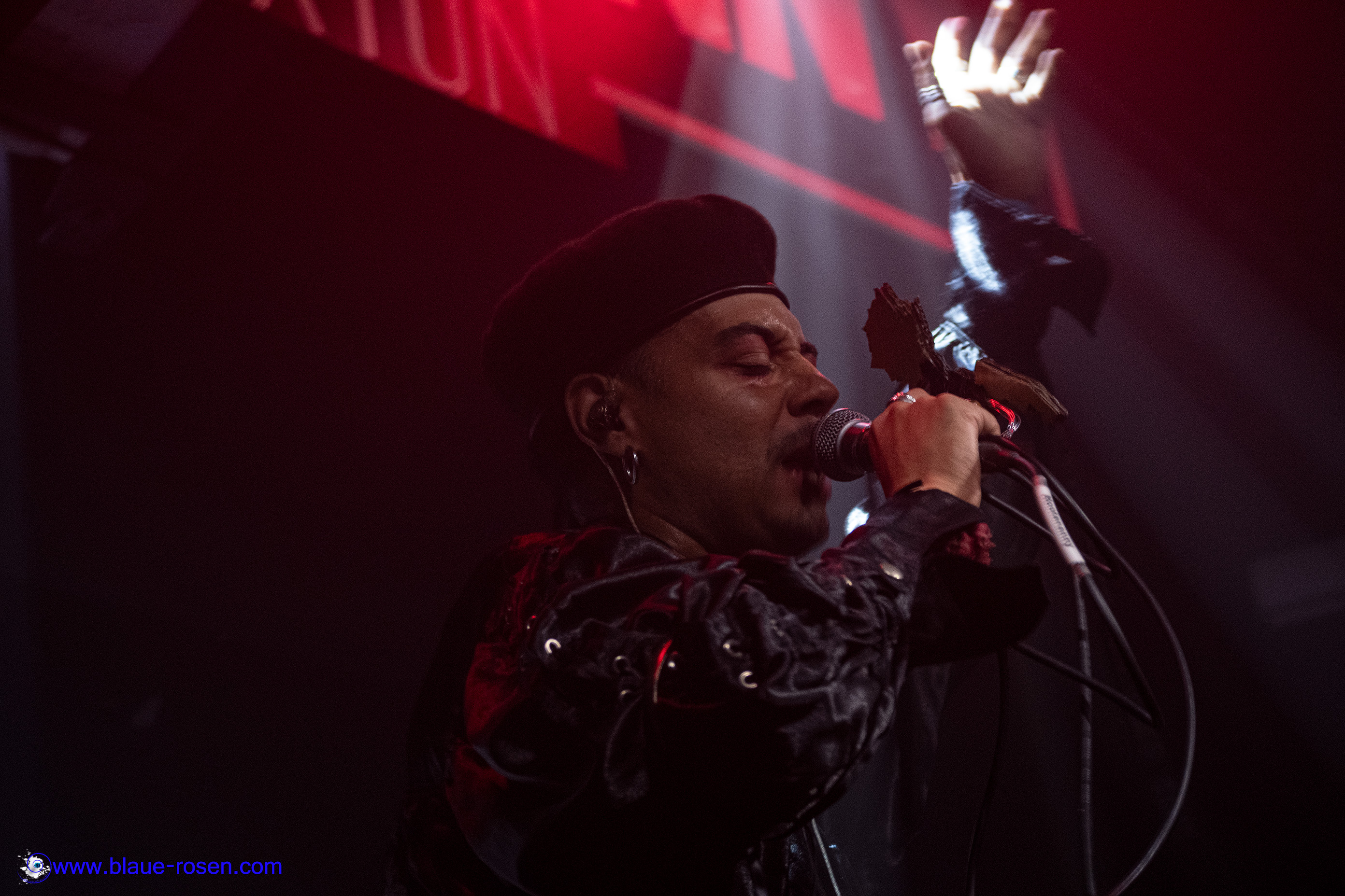 Lunacy of Flowers live at Hootananny