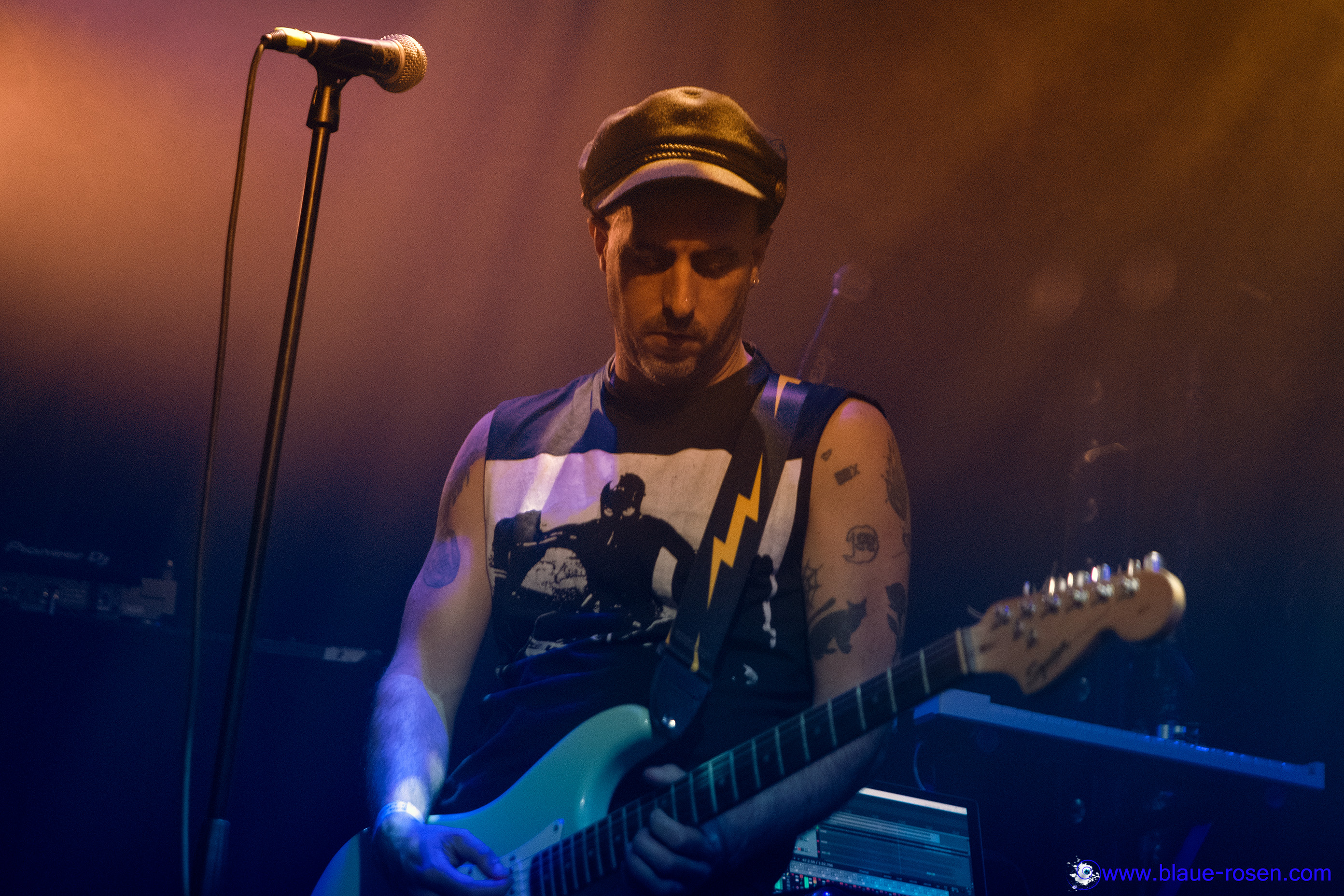 Venus in Noise live at Hootananny
